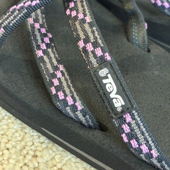 Teva Women's Olowahu Purple Black Gray Flip-Flop Sandal Size 7 - Picture 12 of 15